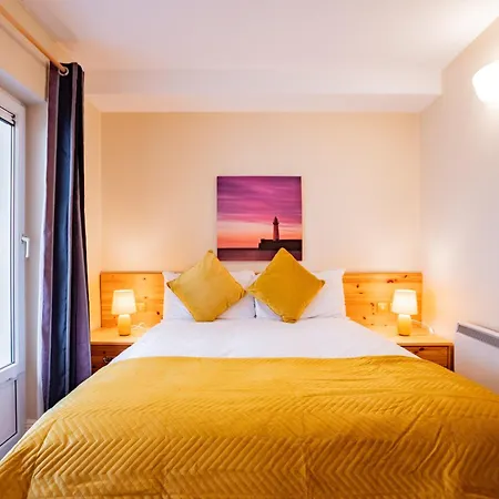 Apartment 215 - The Willow At The Harbour Mill By Shortstays *