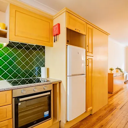 215 - The Willow At The Harbour Mill By Shortstays Westport