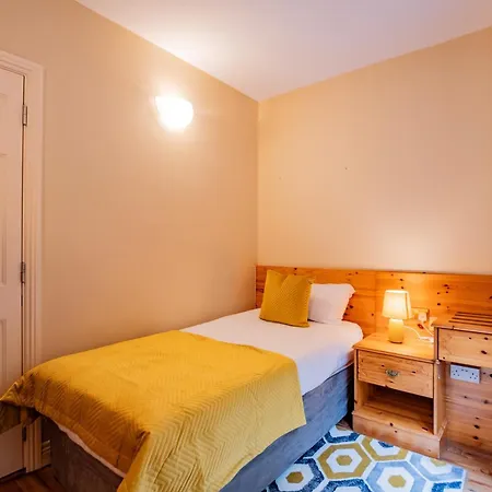 215 - The Willow At The Harbour Mill By Shortstays * Westport