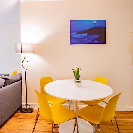 215 - The Willow At The Harbour Mill By Shortstays Apartment Westport