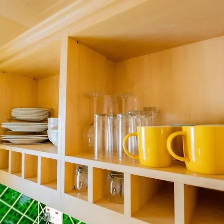 215 - The Willow At The Harbour Mill By Shortstays Apartment *